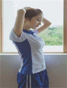 《国产 日韩 无码 制服 中文》